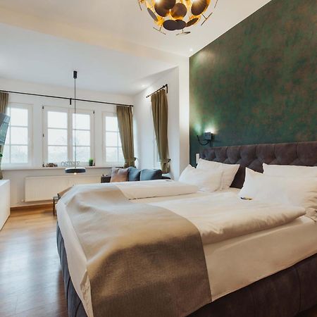 Hotel Butz 샬베우츠 외부 사진