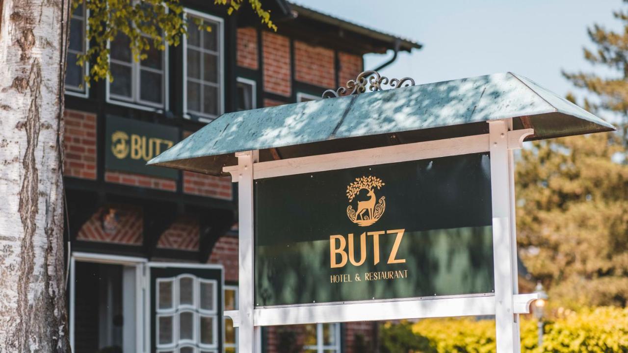 Hotel Butz 샬베우츠 외부 사진