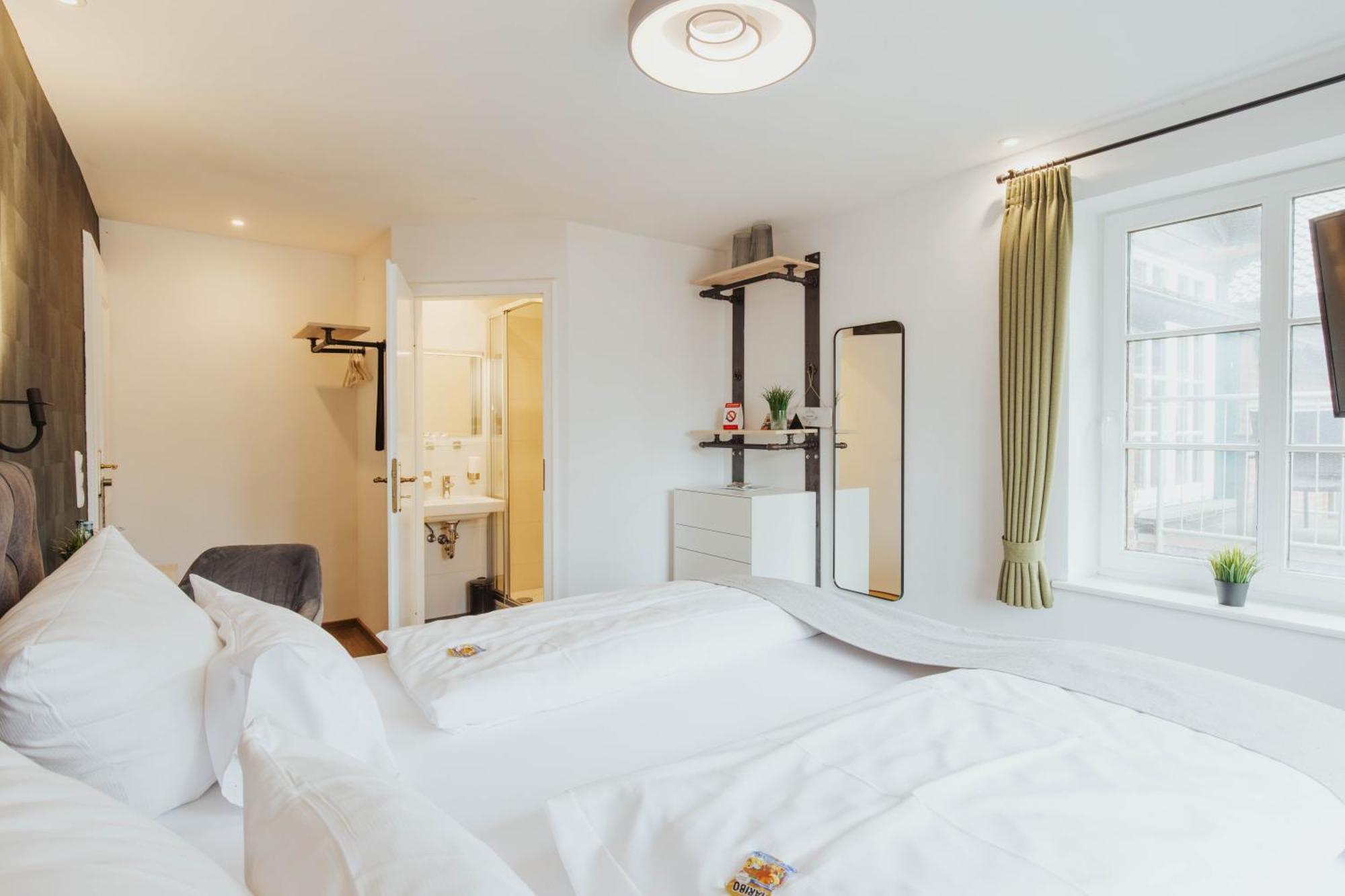 Hotel Butz 샬베우츠 외부 사진