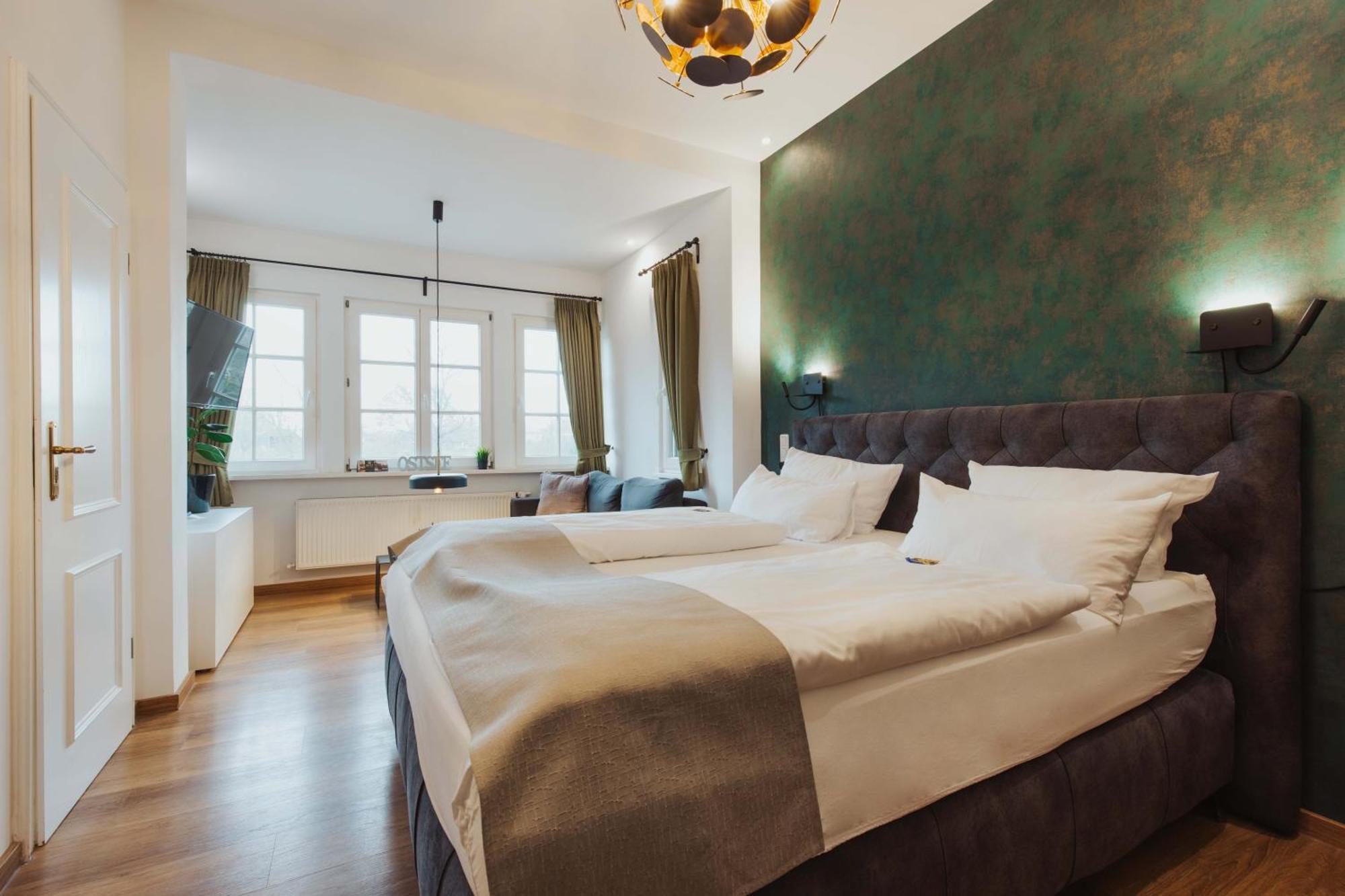 Hotel Butz 샬베우츠 외부 사진