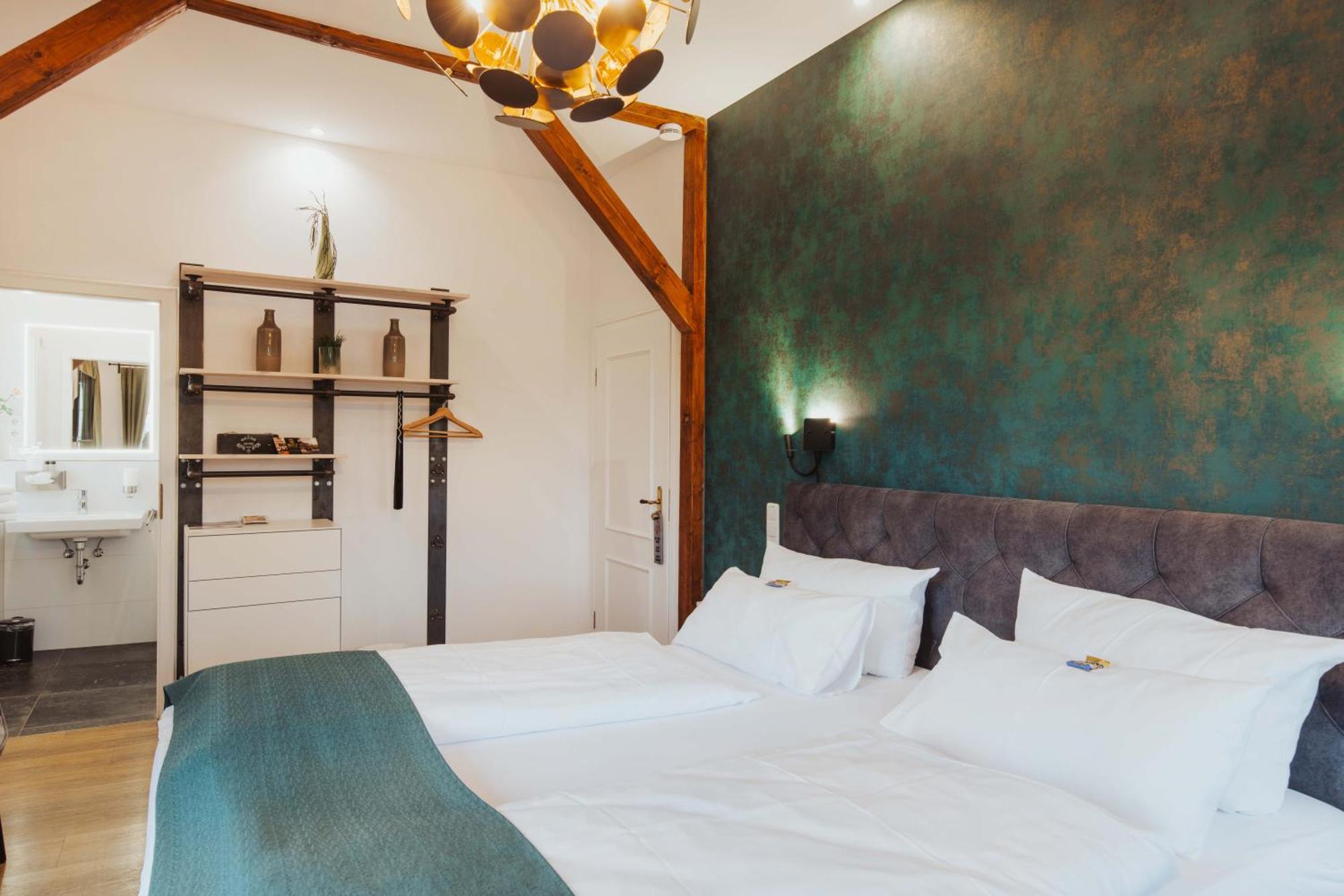 Hotel Butz 샬베우츠 외부 사진